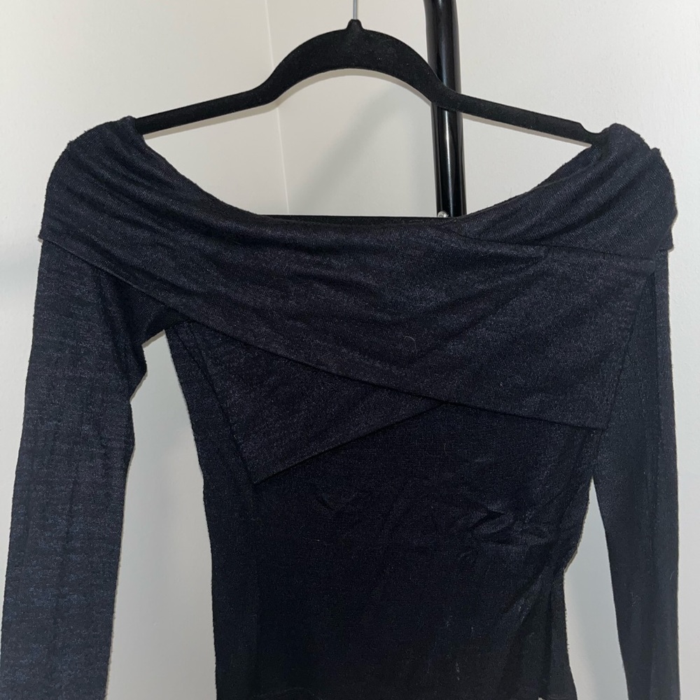 ABERCROMBIE COZY OFF THE SHOULDER TOP
